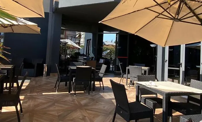 Europa Ξενοδοχείο 3*